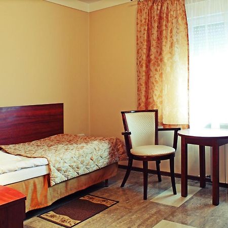 Motel Duet Granowo Exteriör bild