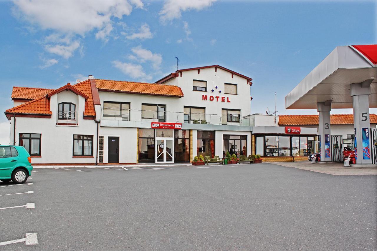 Motel Duet Granowo Exteriör bild
