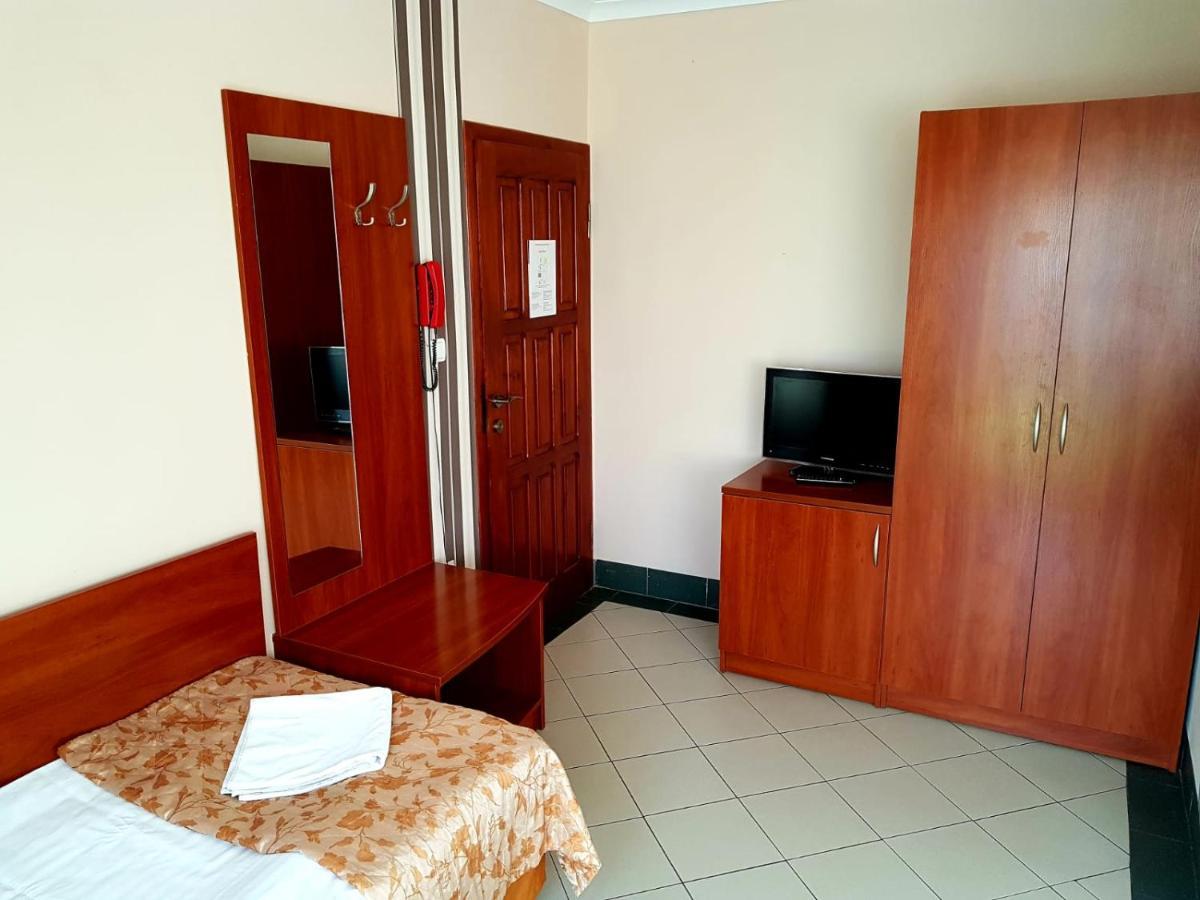 Motel Duet Granowo Exteriör bild